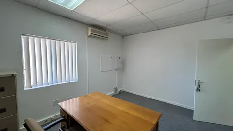 office 1 person  (1).